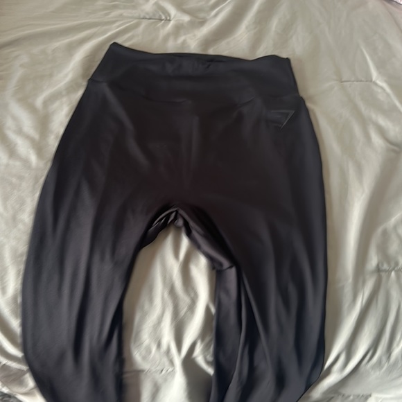 Gymshark Ruched Leggings - Picture 2 of 4